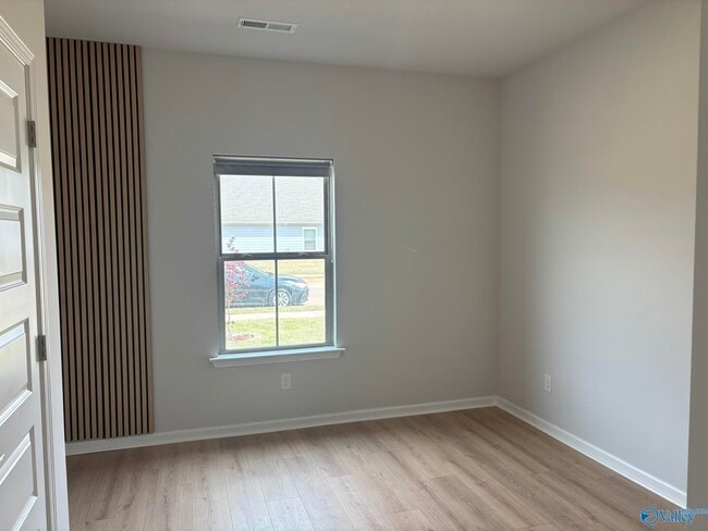 Building Photo - 180 Fenwick Pl