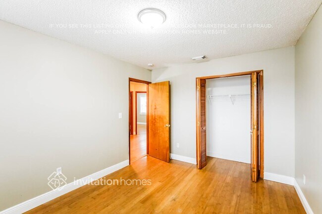Building Photo - 15400 SW 59th St