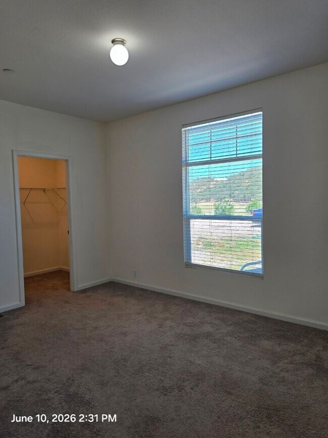 Building Photo - 3 bedroom 2 bath home in the country includes water electric and sewer