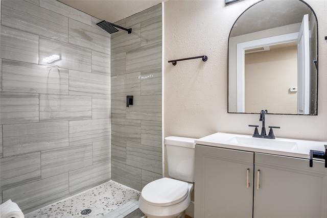 Building Photo - 2406 White Oak Trail