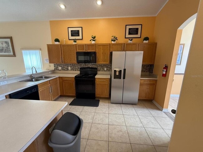 Building Photo - 501 Castlemain Cir