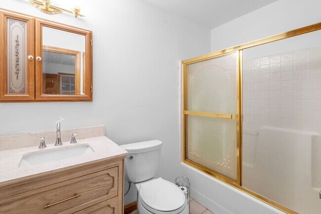 Building Photo - Space to Live, Room to Dream, 4BR/2BA with flex space, office, 2 car dettached garage and ample p...