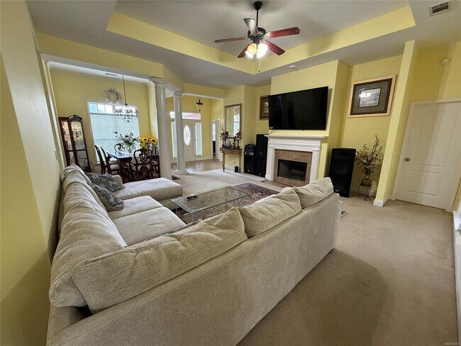 Building Photo - 9832 Helmsley Cir