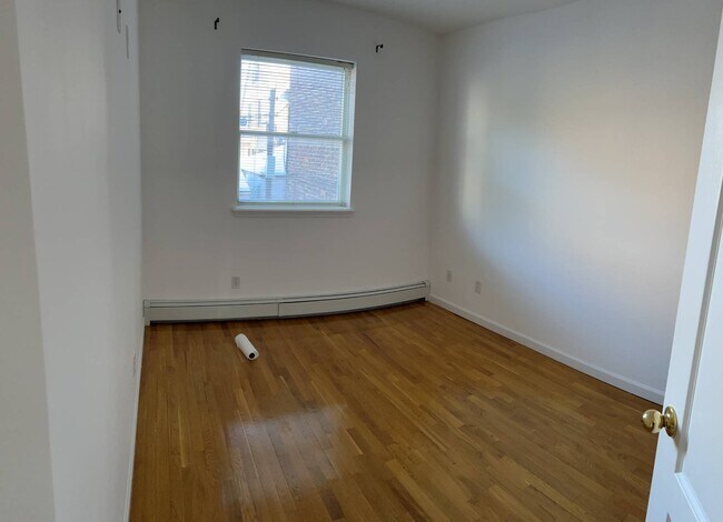 Building Photo - 1831 83rd St