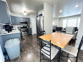 Building Photo - 5658 South Village Circle