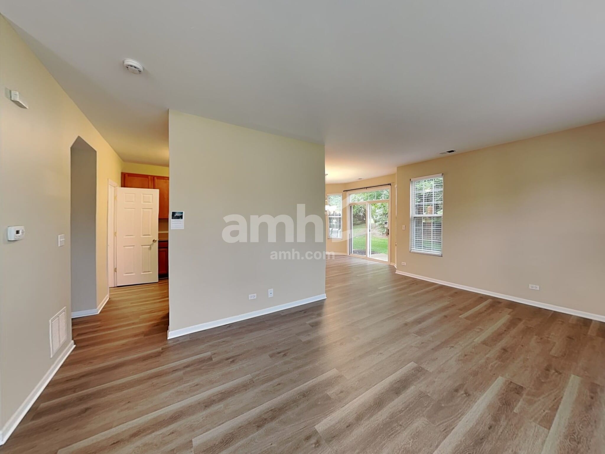 Building Photo - 509 Springbrook Trail N
