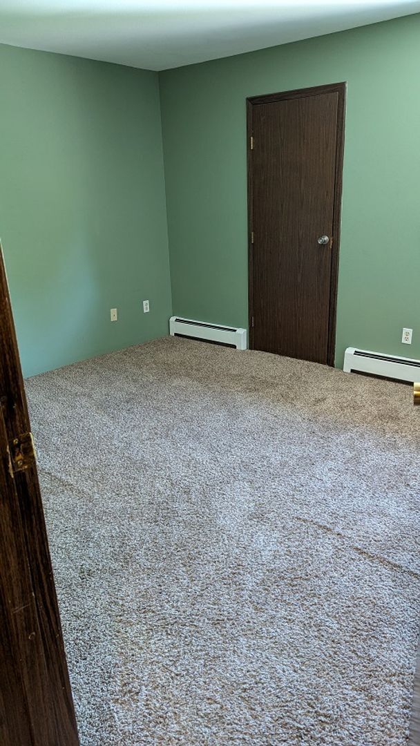 Building Photo - Bright & Spacious 2 Bed with Balcony in Prime Location