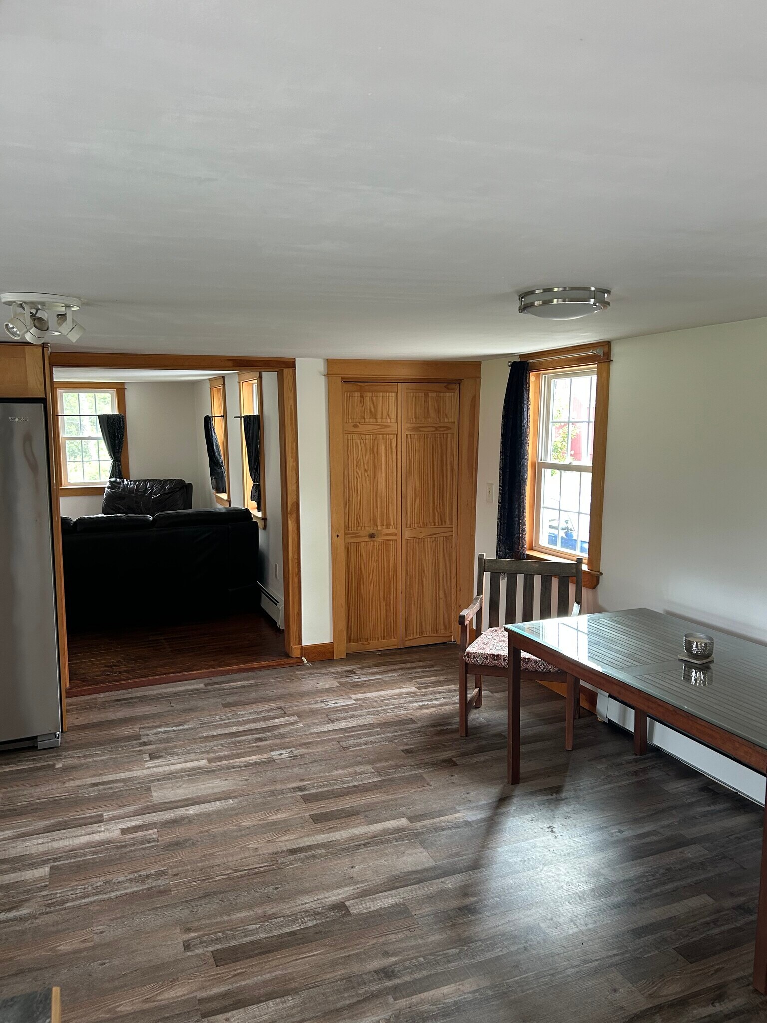 Dining area - 10 Junction Rd