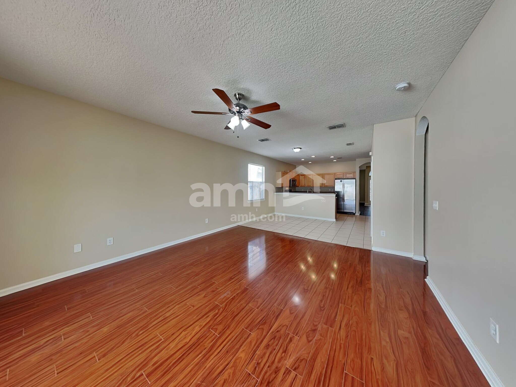 Building Photo - 658 Southland Ln