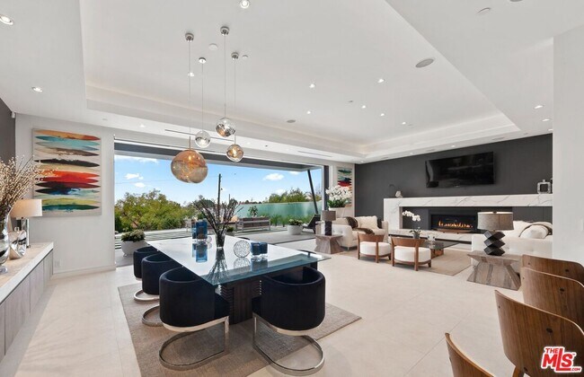 Building Photo - 2030 Talmadge St