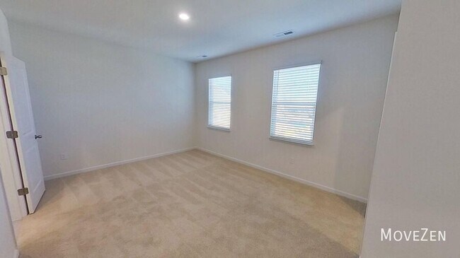 Building Photo - 720 Lucky Clover Way