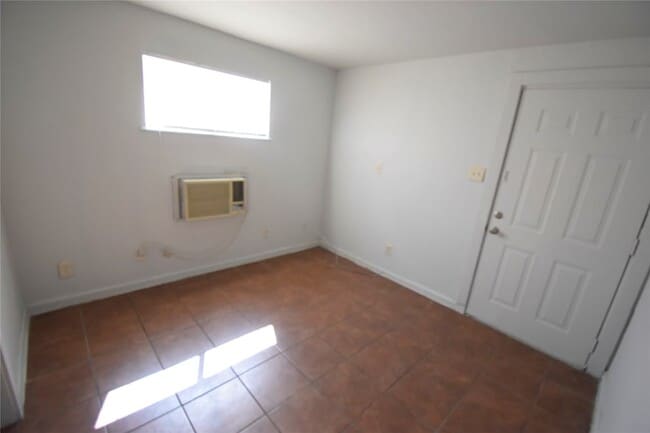 Building Photo - 4353 Brinkley St