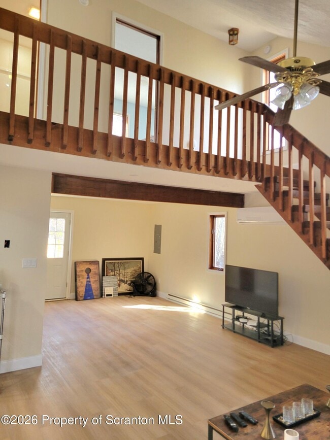 Building Photo - 353 Saunders Dr