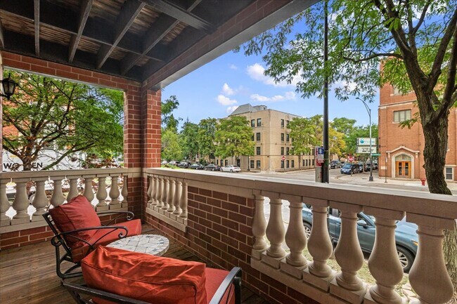 Building Photo - 5254 N Ashland Ave