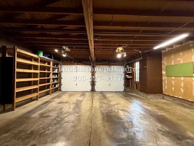 Building Photo - 13540 SW Hyland Park Ct
