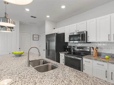 Building Photo - 116 Hurst Ct