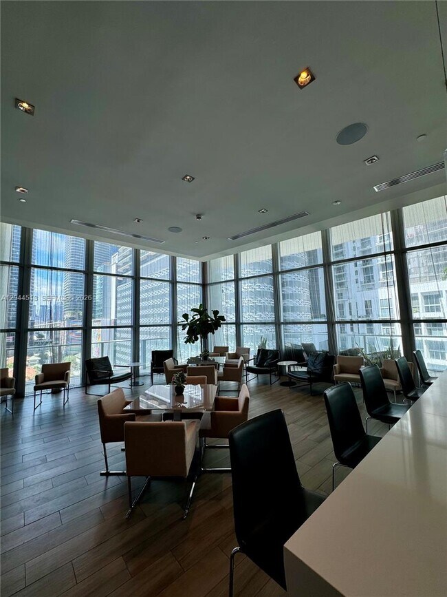 Building Photo - 1100 S Miami Ave