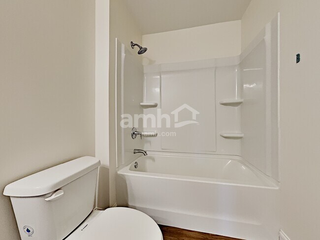 Building Photo - 103 Caitlin Ct