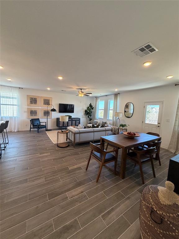 Building Photo - 306 Stinchcomb Rd