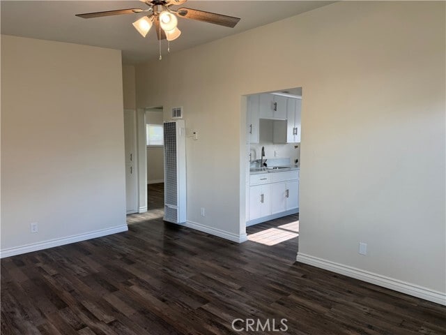 Building Photo - 5554 Riverside Dr