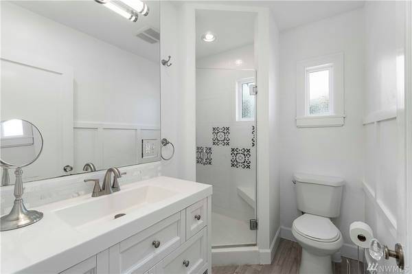 Building Photo - 3711 N 30th St