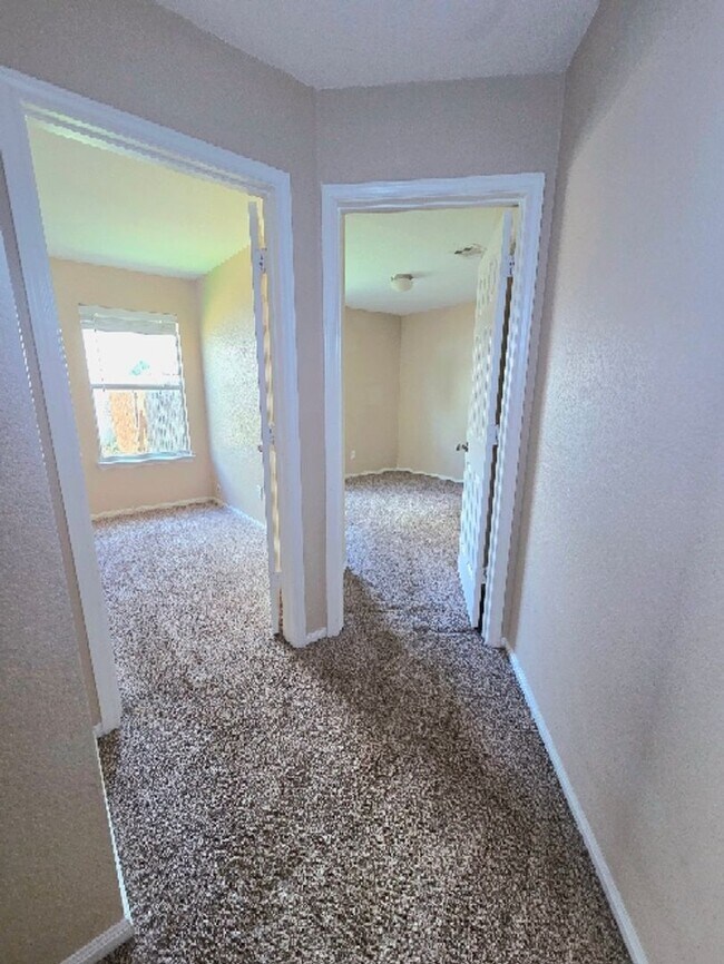 Building Photo - 4 Bed/ 2 Bath in Killeen TX