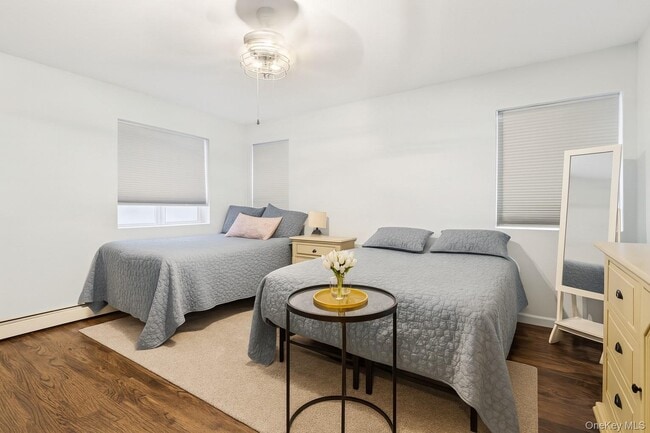 Building Photo - 318 E Olive St