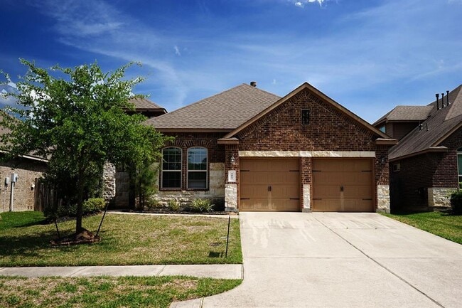 Primary Photo - 1067 Cedar Lake Ct