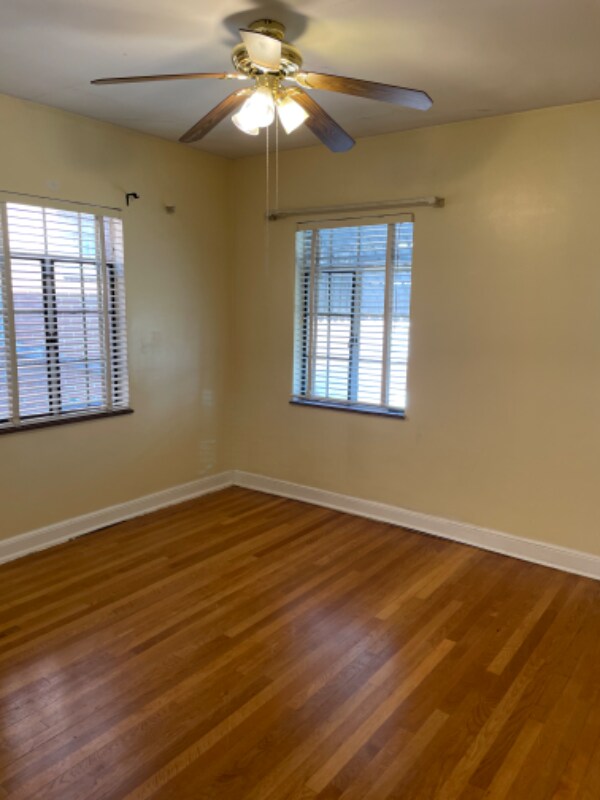 Building Photo - 1302 Charleston Ave