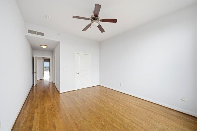 Building Photo - 3333 Allen Pkwy