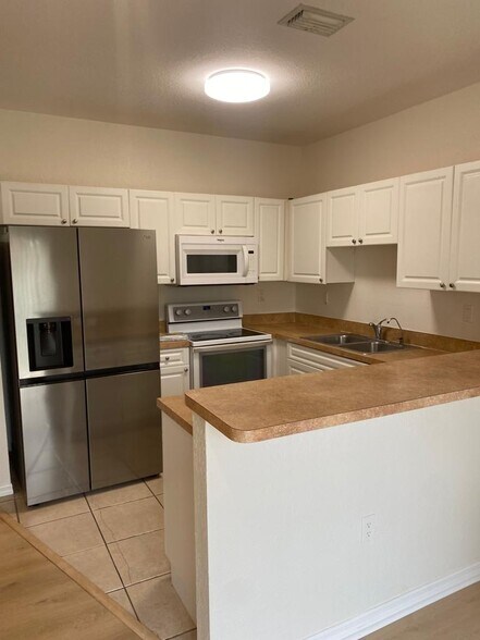 Building Photo - 10910 SW 181st Terrace