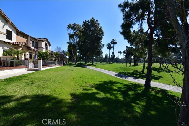 Building Photo - 2354 Sunningdale Dr