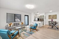 Building Photo - 1634 SW 4th Ave