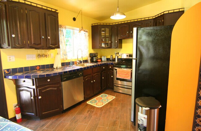 Building Photo - 202 S Topanga Canyon Blvd