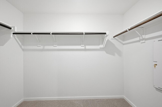 Building Photo - 3928 Pontchartrain Pkwy