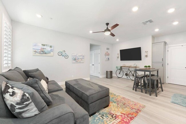 Building Photo - 2276 Ranch View Dr