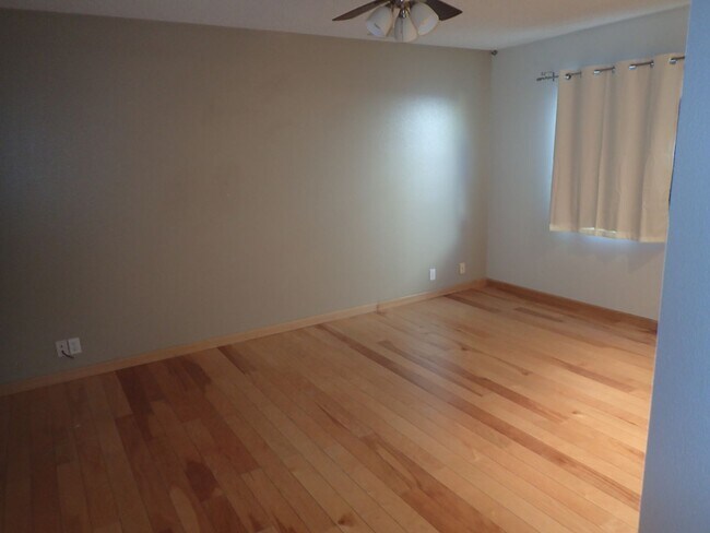 Building Photo - Beautiful single family home with 2 car garage and metal building storage