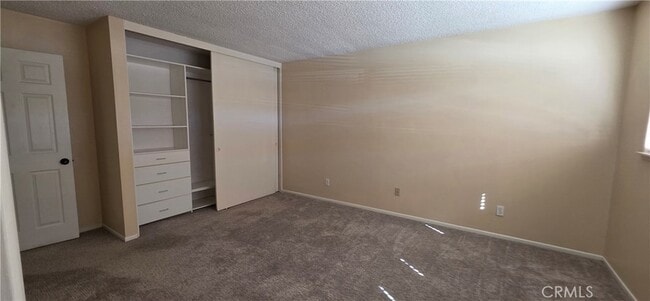 Building Photo - 129 Sunridge Way