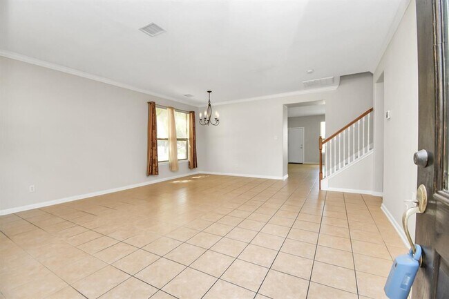 Building Photo - 6903 Oleander Grove Way