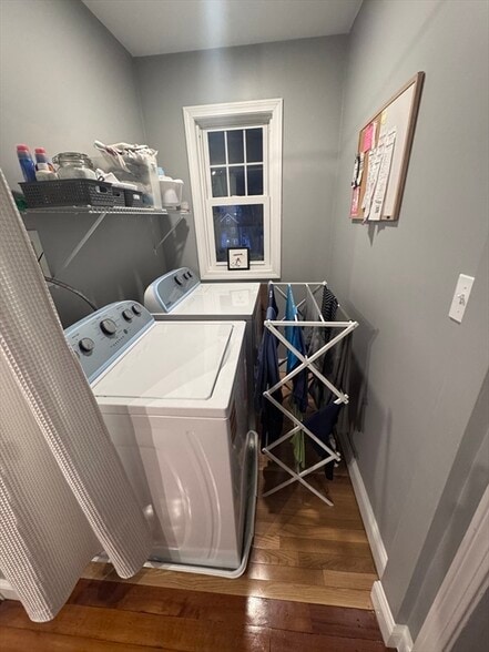 Building Photo - 35 Mendelssohn St