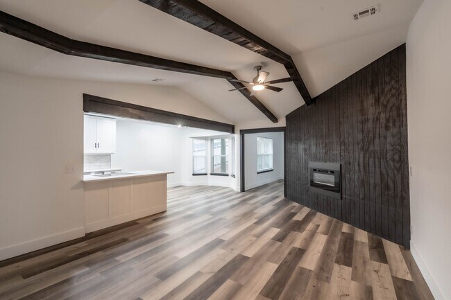 Building Photo - 3 Bed | 2 Bath | Broken Arrow