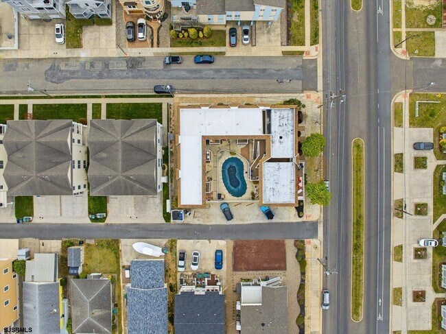 Building Photo - 4224 W Brigantine Ave