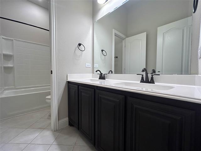 Building Photo - 1728 Storey Ln