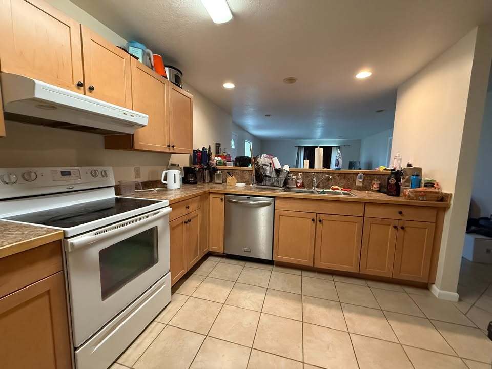 Building Photo - 231 Pennsylvania Ave