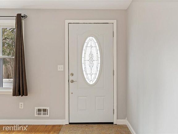 Building Photo - 3 br, 1 bath House - 355 Ford Ave