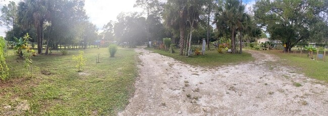 Building Photo - 430 S Lindero St