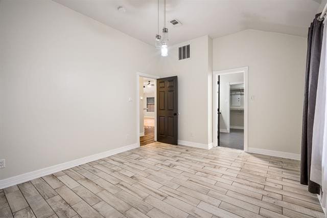 Building Photo - 3810 Columbus Dr