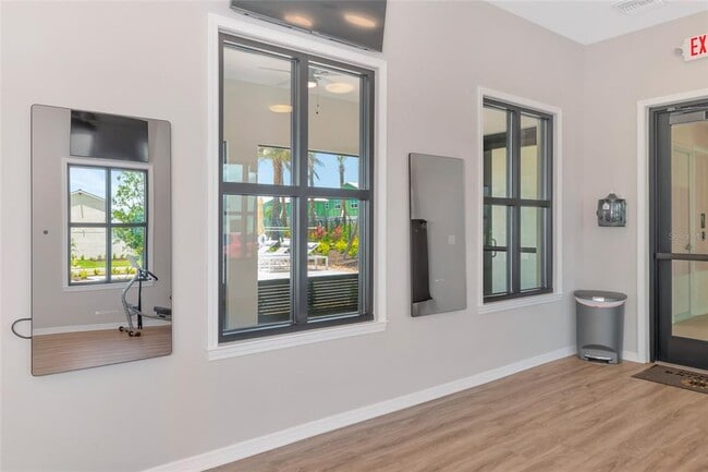 Building Photo - 12616 Cades Bay Cir