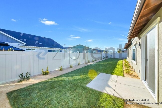 Building Photo - 5602 Gem Ct