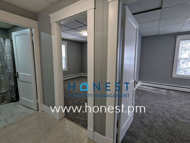 Building Photo - 73 Kennedy Memorial Dr